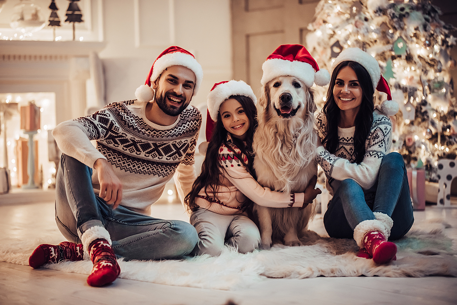 Enjoying this Holiday Season with a Bright and Healthy Smile